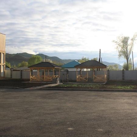 Saty Guest House Kültér fotó