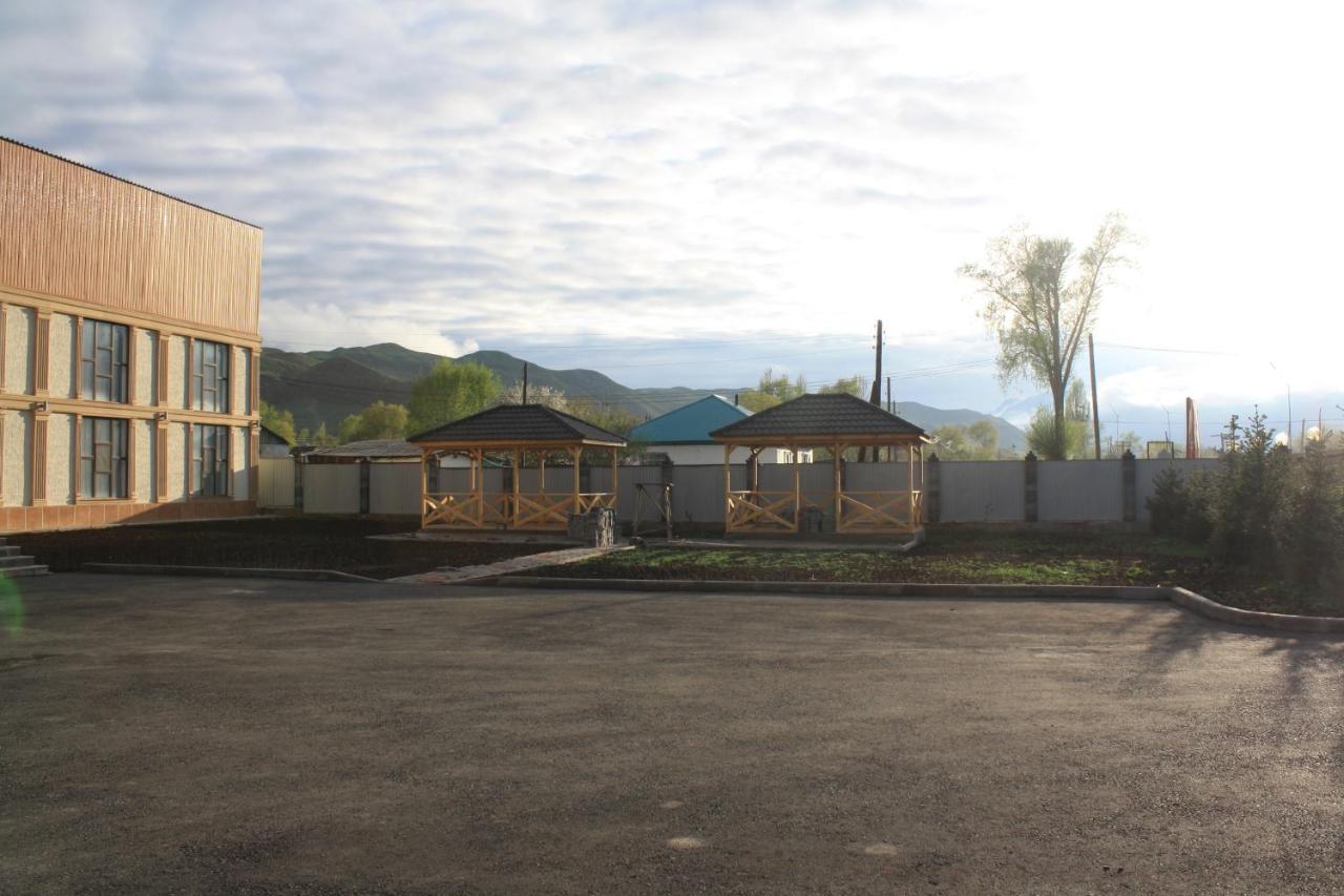 Saty Guest House Kültér fotó