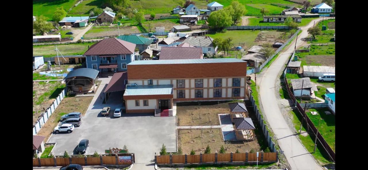 Saty Guest House Kültér fotó